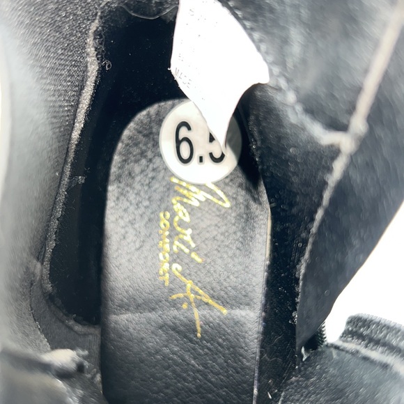 #S0050 Mari A. Comfort Black Zip-Up Pointed Toe Boots | Size: 6.5M - Picture 6 of 12